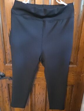 POP Fit Black High-Waist Performance Leggings